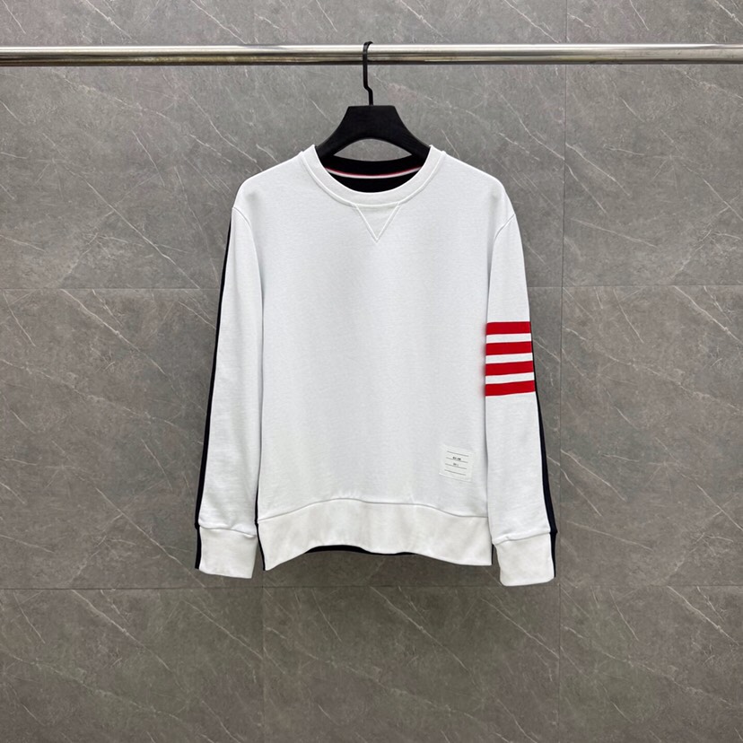 THOM BROWNE 汤姆布朗 TB新版前后拼色红四杠系列【卫衣】 男女同款情侣款圆领卫衣，可配套装\