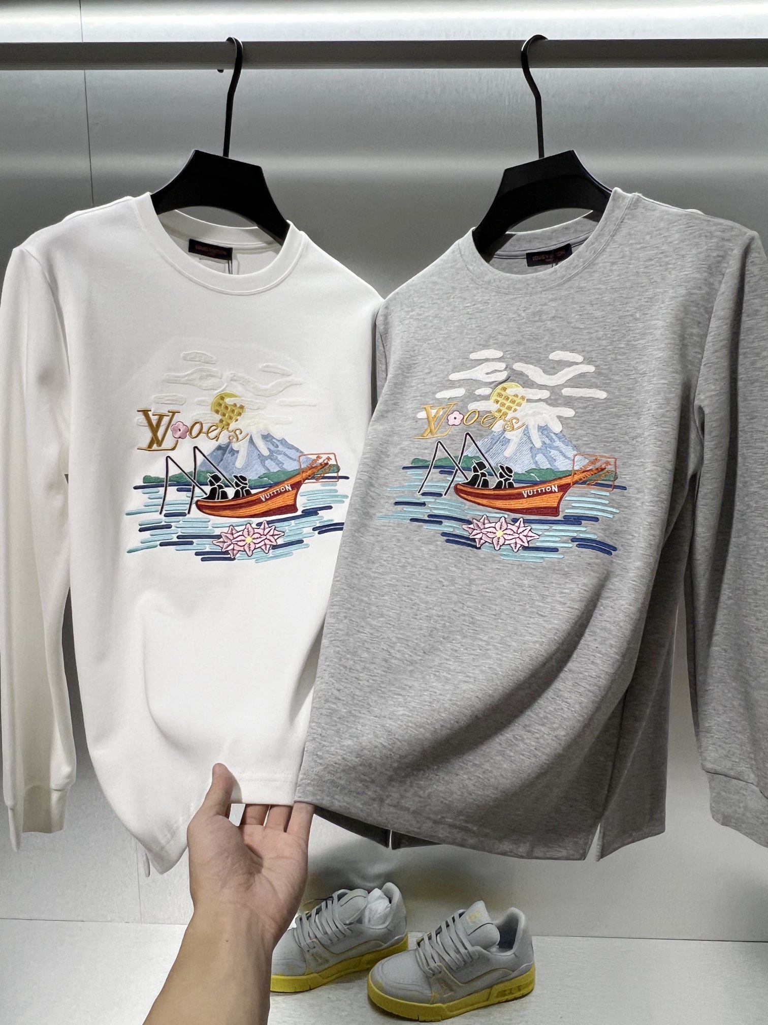 Louis Vuitton Suéter de Manga Larga con Diseño Estampado Bordado para Hombre