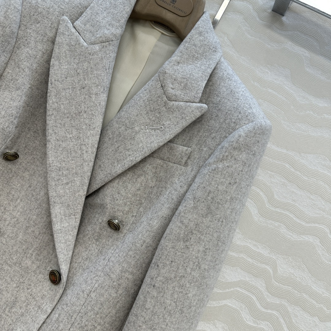 独家首发，高端原单品质❤️Bc行走的高定，长期主义老钱风穿搭，独家定制面料羊绒西装外套。进口95羊毛5羊