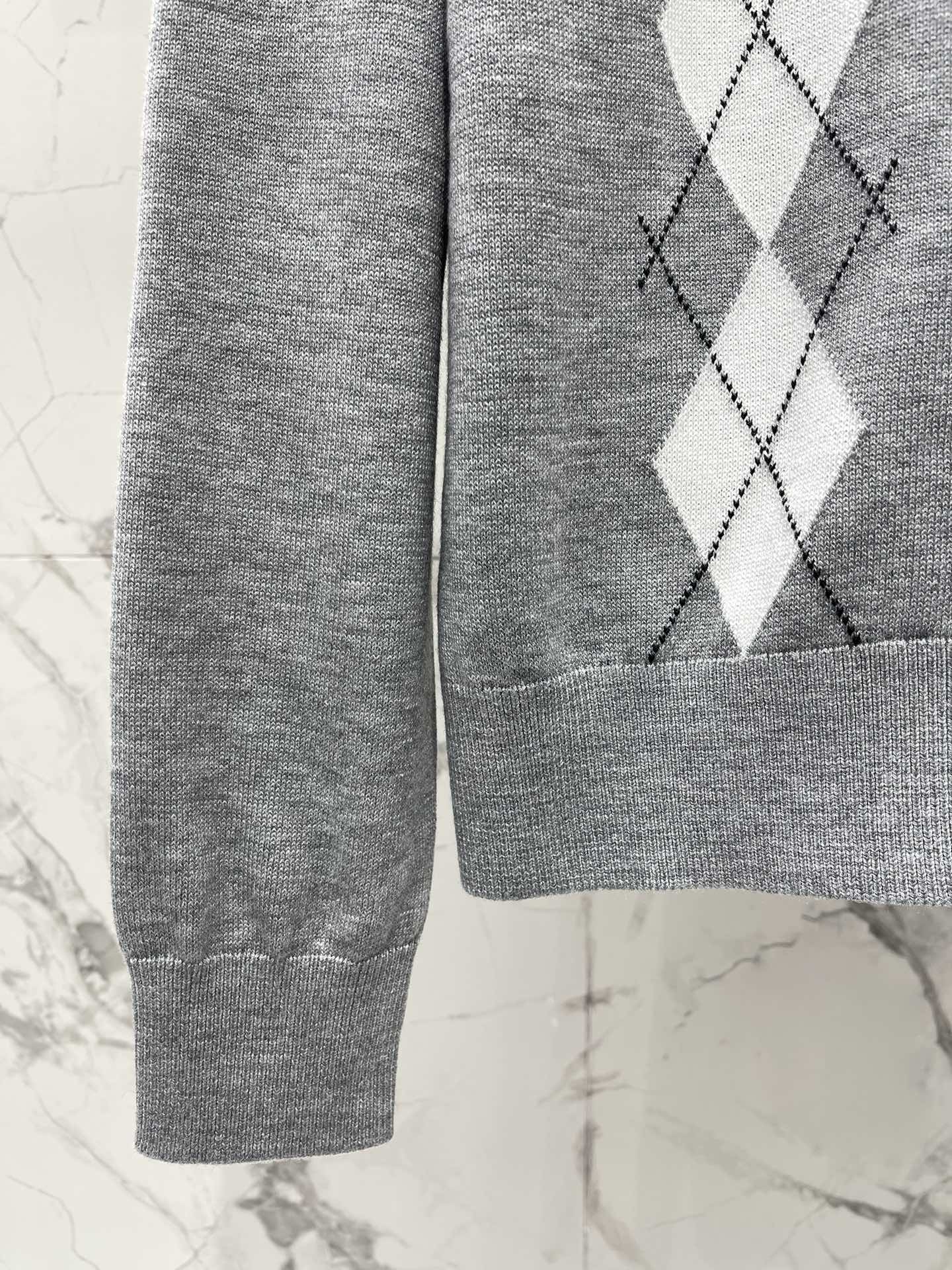 Miu Miu Argyle Knit Wool Cardigan, Classic Collegiate Style, Soft & Cozy 7 i1756521608 6780 5