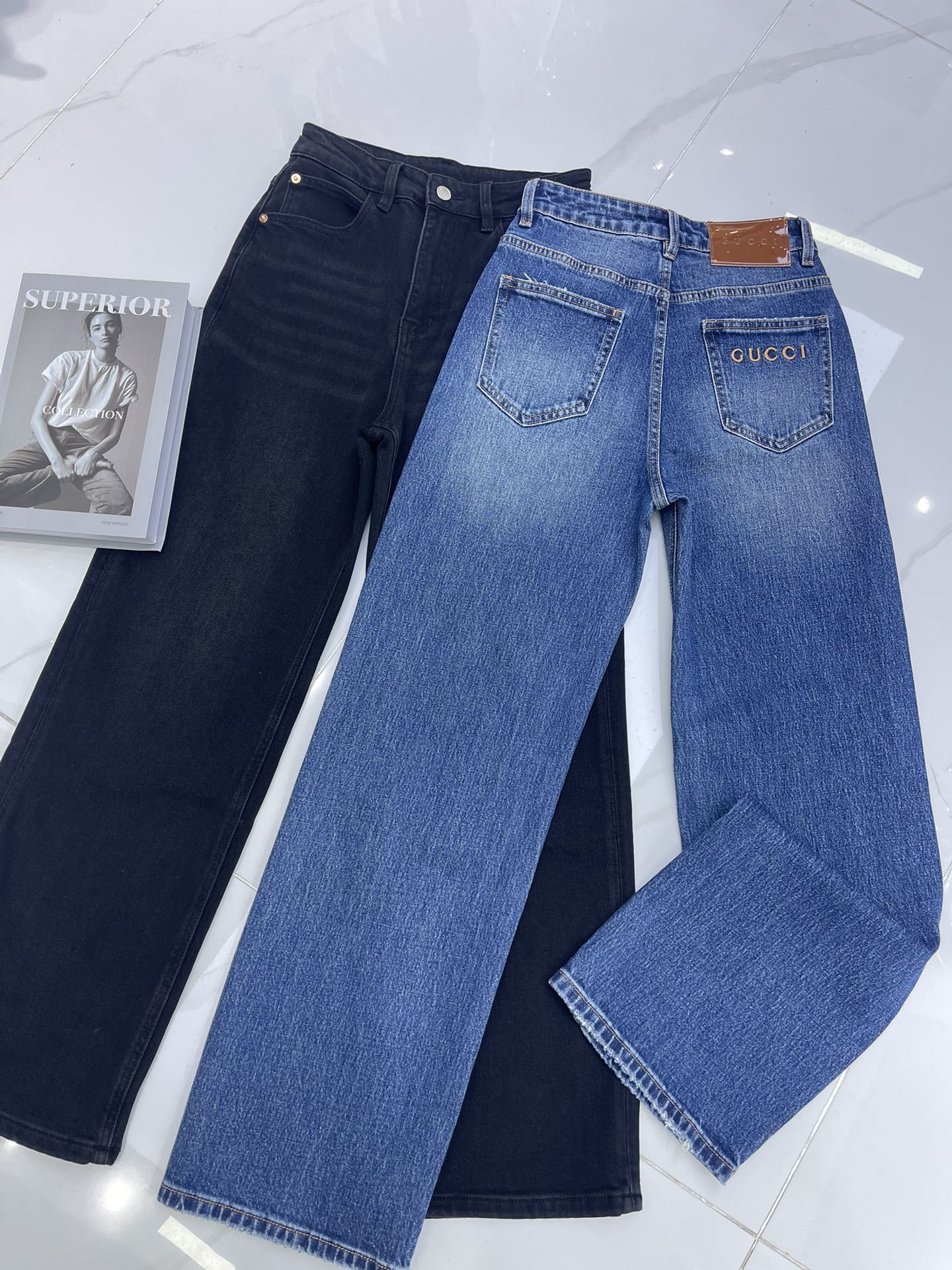 Gucci Dames Straight Leg Jeans met Geborduurd Logo - Zwart en Blauw