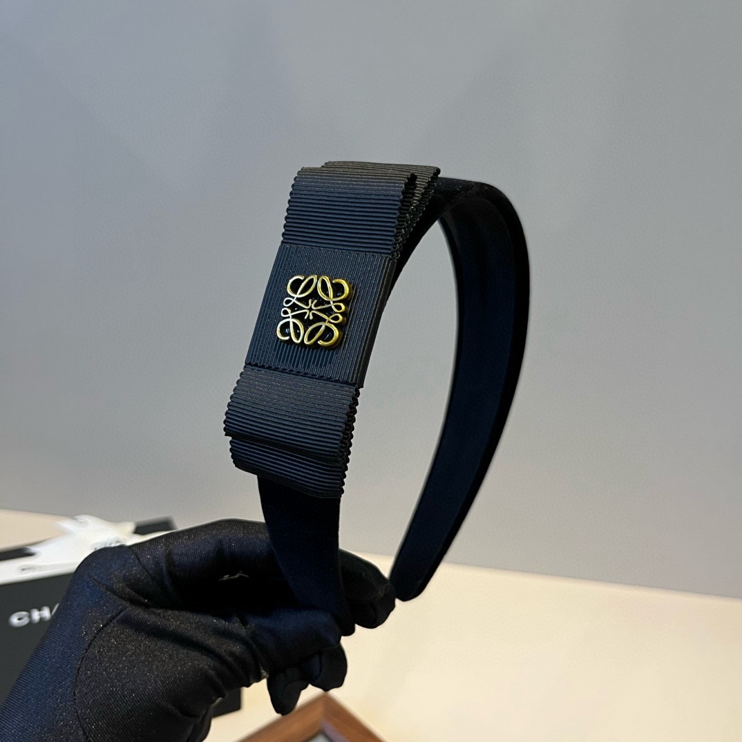 🆕

LOEWE罗意威发箍