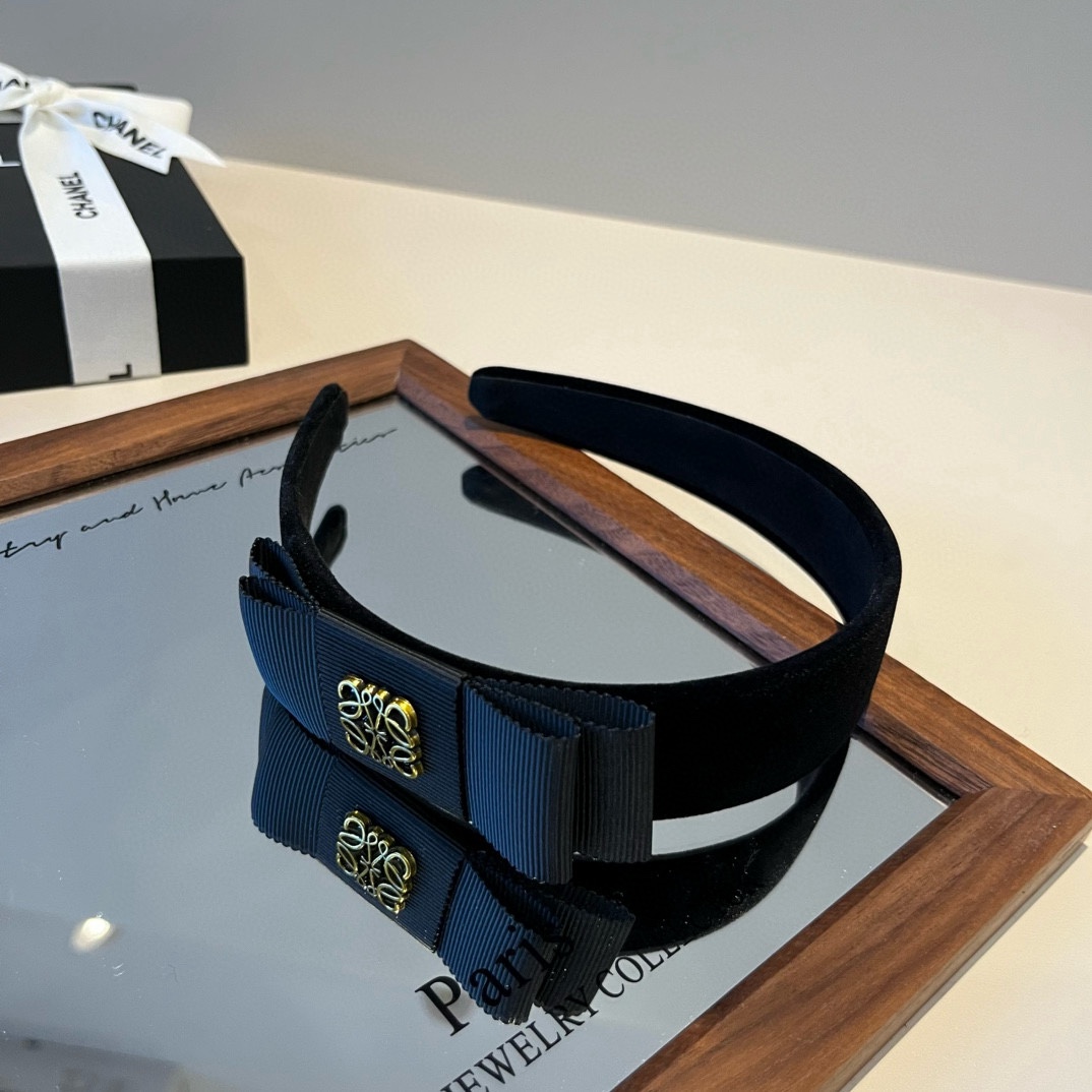 🆕

LOEWE罗意威发箍