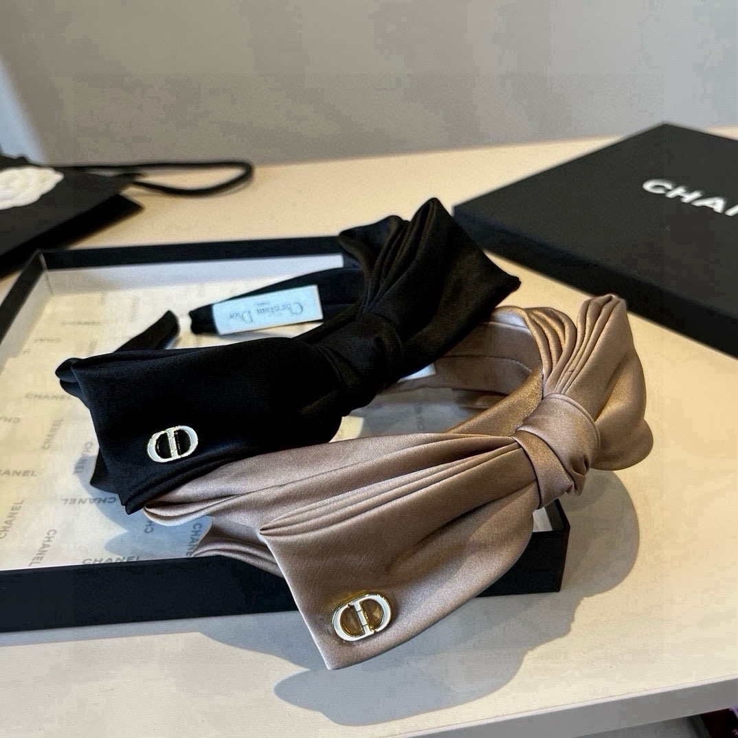 🆕

Dior迪奥新款发箍
