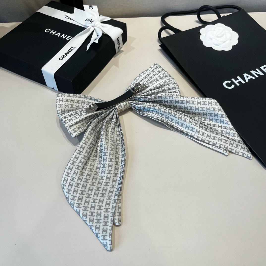 🆕

Chanel香奈儿发箍