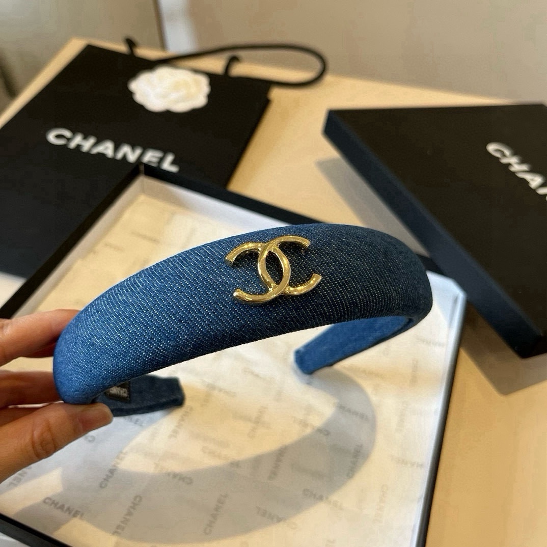🆕

Chanel香奈儿原单牛仔发箍