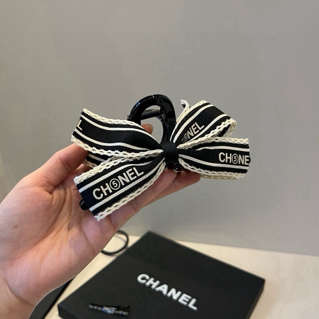 🆕

Chanel香奈儿新款发夹