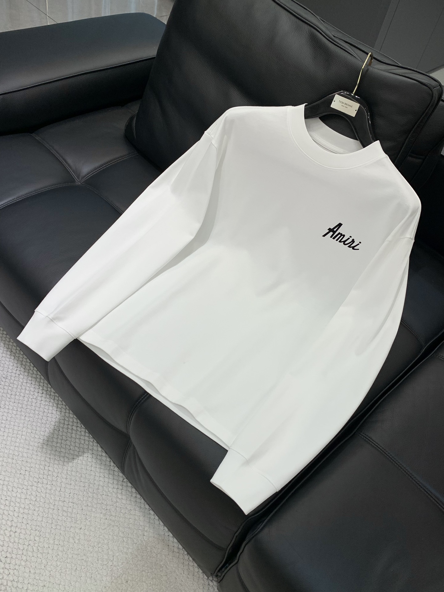 ，Amiri 埃米尔，2025早秋最新品，专柜同步有售，原单狠货，休闲时尚圆领长袖T恤，进口原版面料，顶