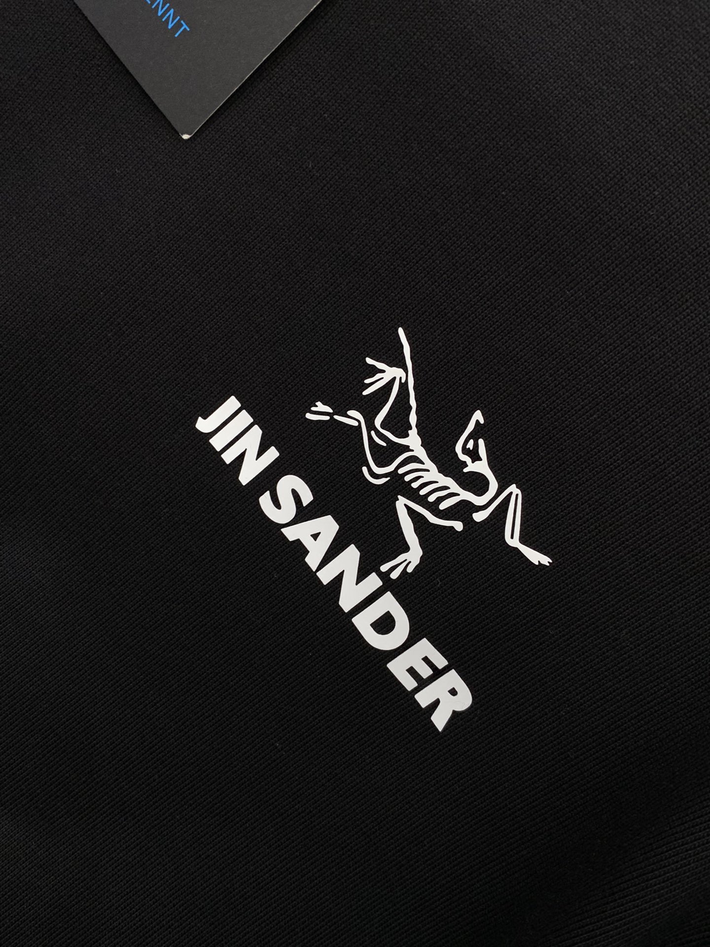 ，ARCTERYX 始祖鸟，2025早秋AW新品，时尚休闲圆领长袖T恤，专柜同步有售，原单狠货，进口原版