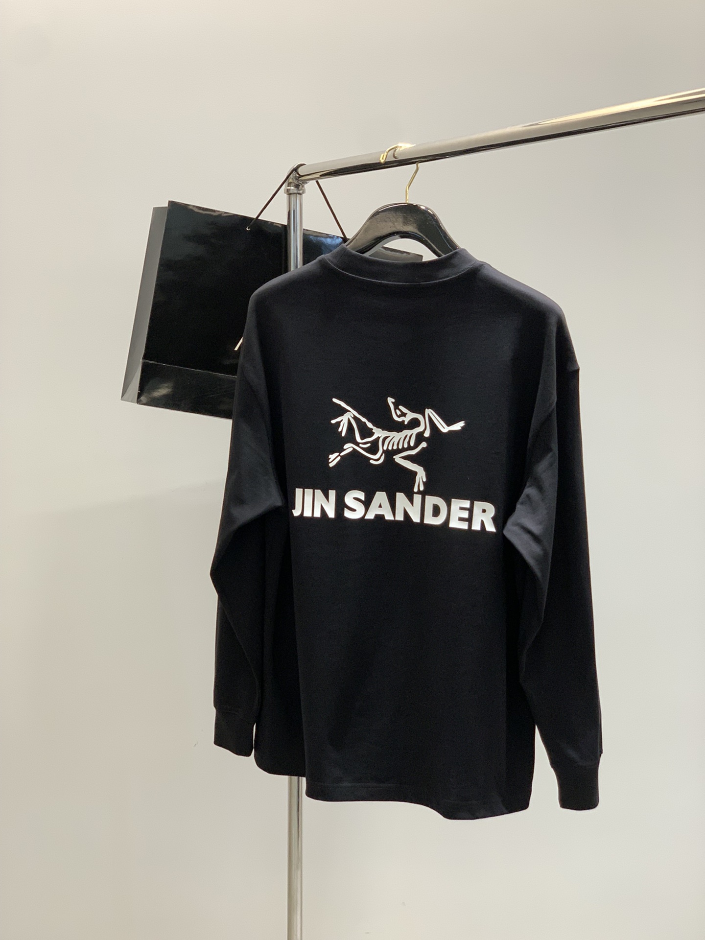 ，ARCTERYX 始祖鸟，2025早秋AW新品，时尚休闲圆领长袖T恤，专柜同步有售，原单狠货，进口原版