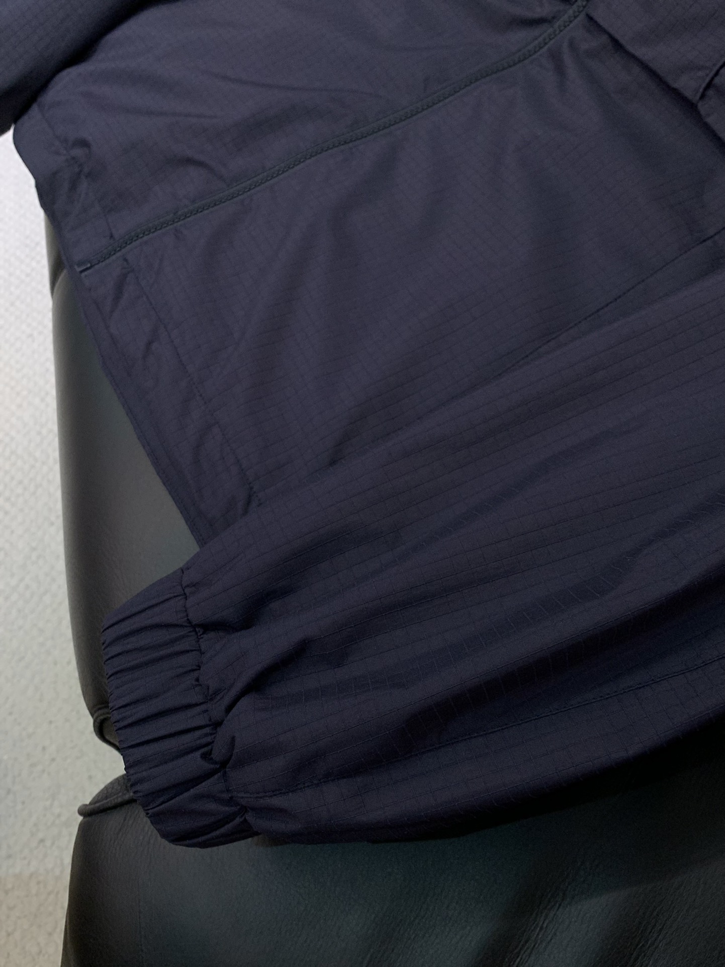 ，Moncler 蒙口，2025秋冬最新品，专柜同步有售，原单狠货，时尚休闲连帽外套，上身舒适！吸睛而有