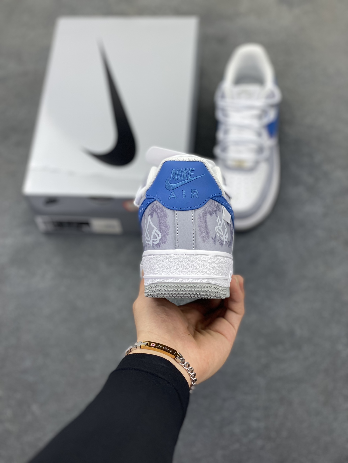 图片[4]-Nike Air Force 1 Low’07 繁星似点 空军一号低帮休闲板鞋 定制皮料 定制鞋盒 原楦原纸板 纯正空军版型 内置全掌气垫 货号：ZH0316-099 尺码：36 36.5 37.5 38 38.5 39 40 40.5 41 42 42.5 43 44 44.5 45-选品中心