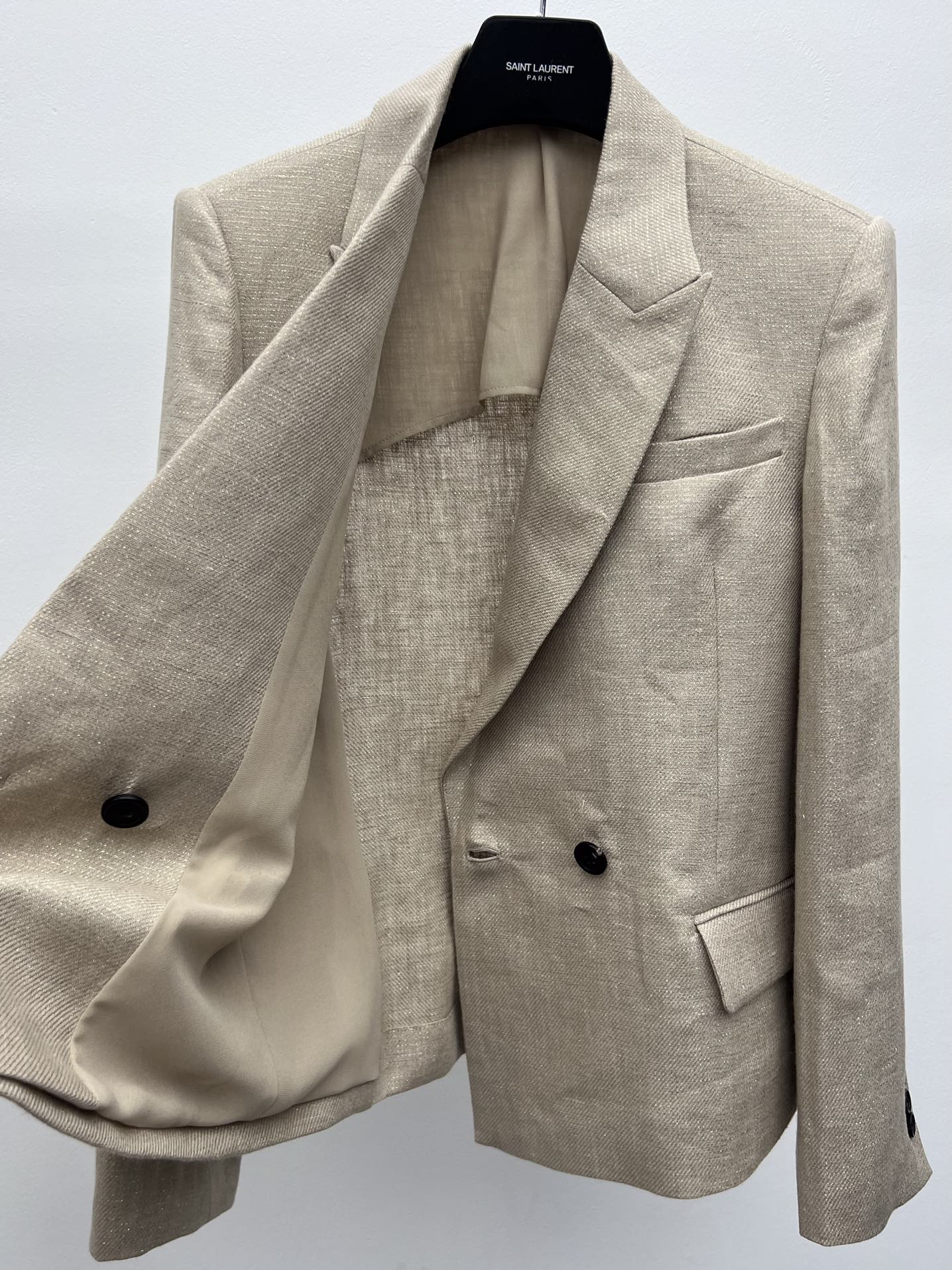 Brunello Cucinelli Linen Blend Suit - Sophisticated Style & Comfort 10 i1756551888 1355 7