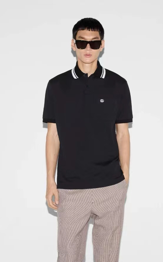 Gucci 古奇新款短袖翻领T恤POLO衫，珠地纯棉220克面料，经典款式，胸部口袋徽标刺绣设计，简约大