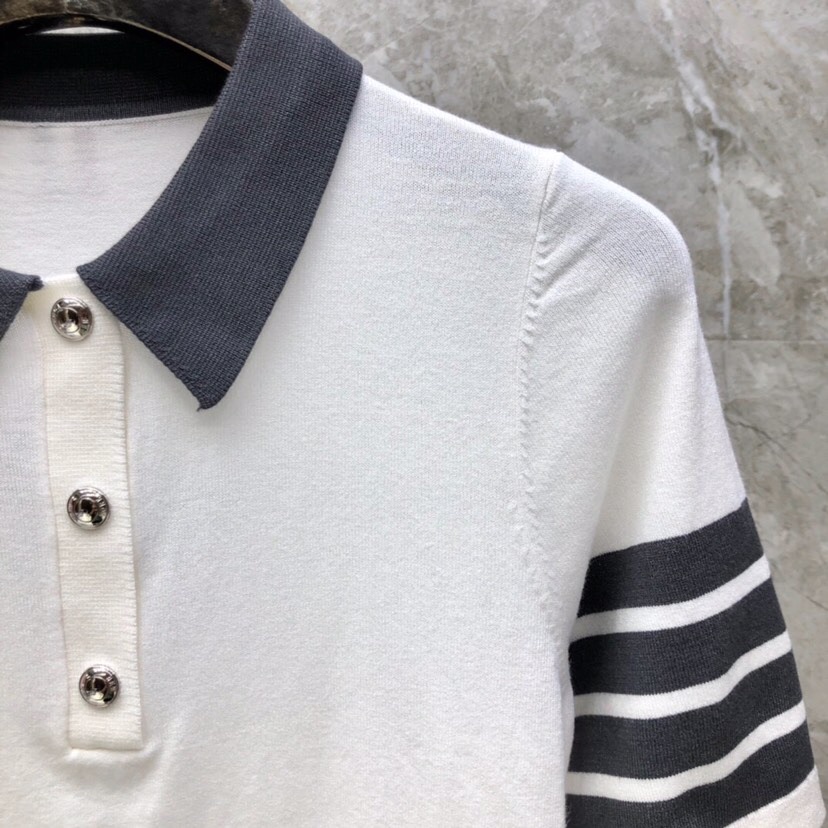 THOM BROWNE 汤姆布朗 TB 🌺后背风筝🪁🌺女款针织翻领T恤Polo衫 \n码数：0-2 颜色