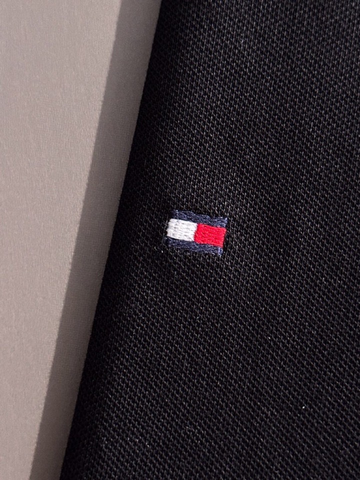 THOM BROWNE 汤姆布朗 TB25ss春夏新款翻领T恤Polo衫，舒适细腻带来极佳的亲肤感，同时