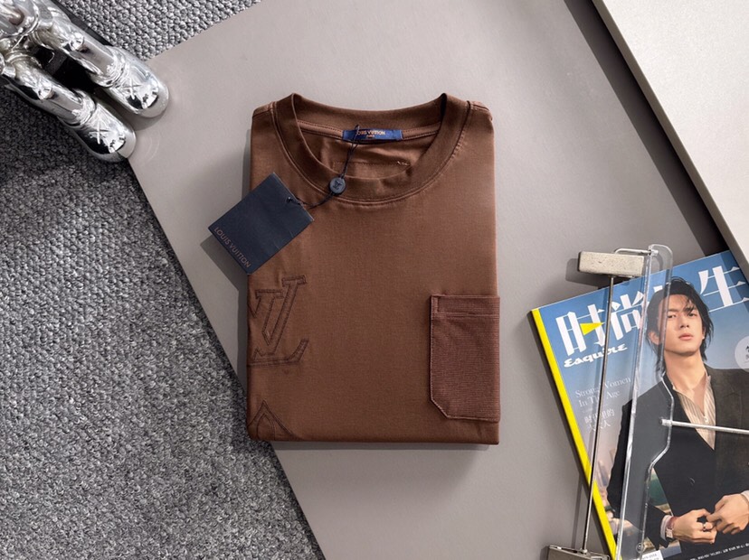 Louis Vuitton 路易威登 lv 驴牌25SS LV 新品同步款 刺绣 男女同款！短袖不在千篇