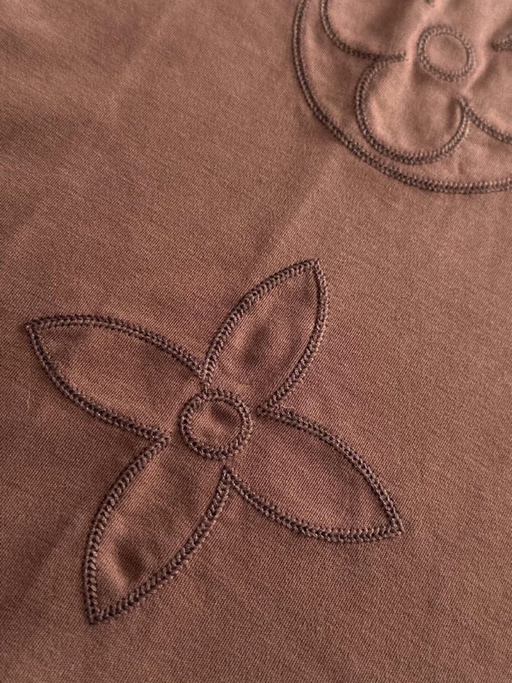 Louis Vuitton 路易威登 lv 驴牌25SS LV 新品同步款 刺绣 男女同款！短袖不在千篇