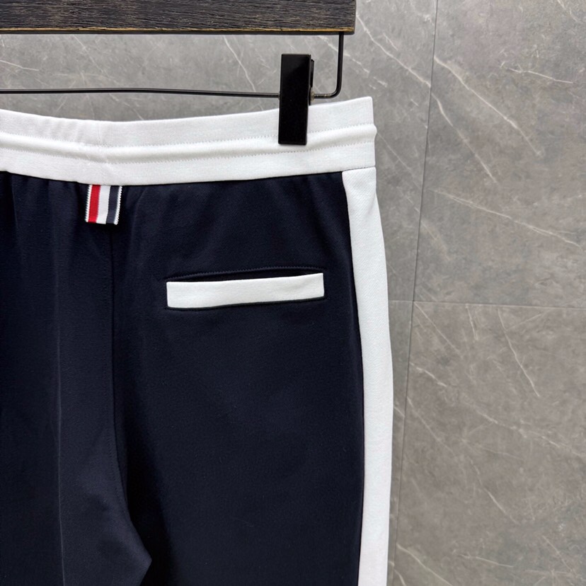 THOM BROWNE 汤姆布朗 TB新季白边侧四杠卫裤 男女同款情侣休闲裤，\n码数：1-5 颜色：灰