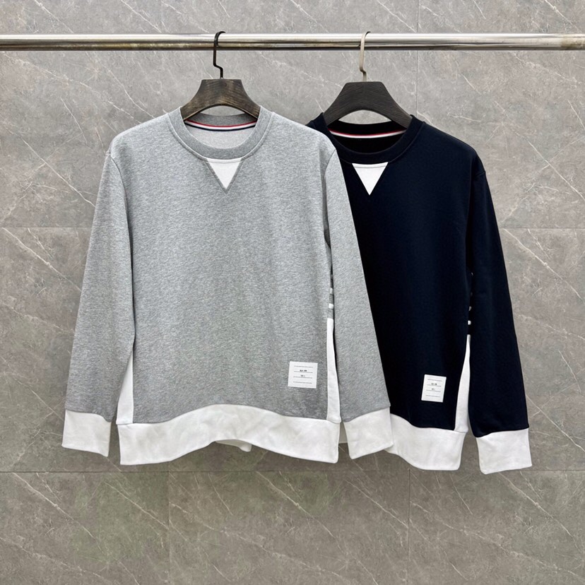 THOM BROWNE 汤姆布朗 TB新季白边侧四杠卫衣 男女同款情侣款圆领卫衣\n码数：1-5 颜色：