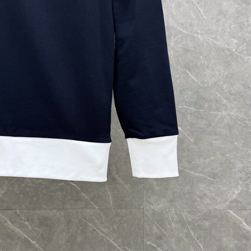THOM BROWNE 汤姆布朗 TB新季白边侧四杠卫衣 男女同款情侣款圆领卫衣\n码数：1-5 颜色：