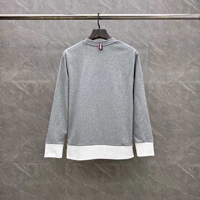 THOM BROWNE 汤姆布朗 TB新季白边侧四杠卫衣 男女同款情侣款圆领卫衣\n码数：1-5 颜色：