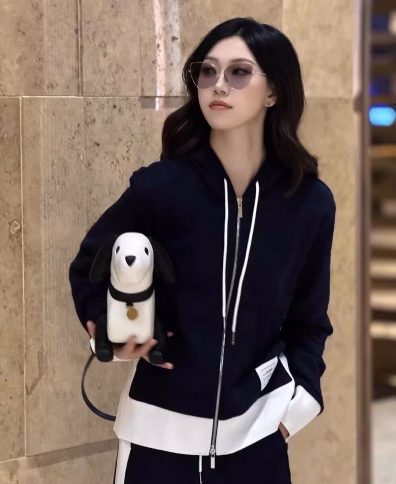 THOM BROWNE 汤姆布朗 TB白边侧四杠拉链连帽外套男女同款情侣款连帽卫衣拉链开衫套装\n码数：