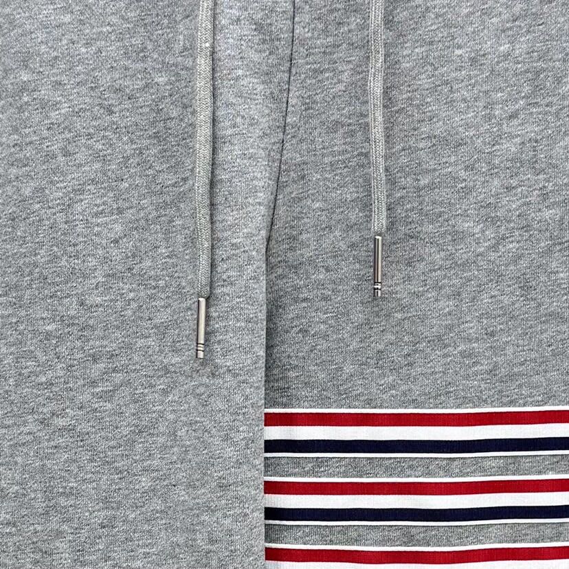 THOM BROWNE 汤姆布朗 TB新季红白蓝四杠系列【卫裤】 男女同款情侣款休闲裤\n码数：1-5 