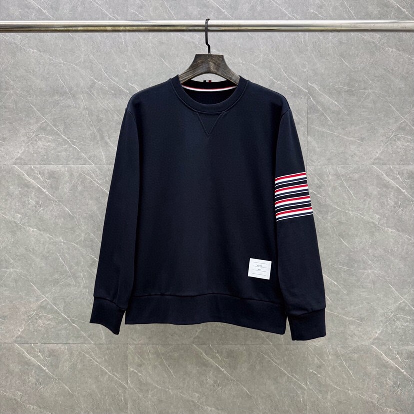 THOM BROWNE 汤姆布朗 TB 新季红白蓝四杠系列【卫衣】 男女同款情侣款圆领卫衣\n码数：1-