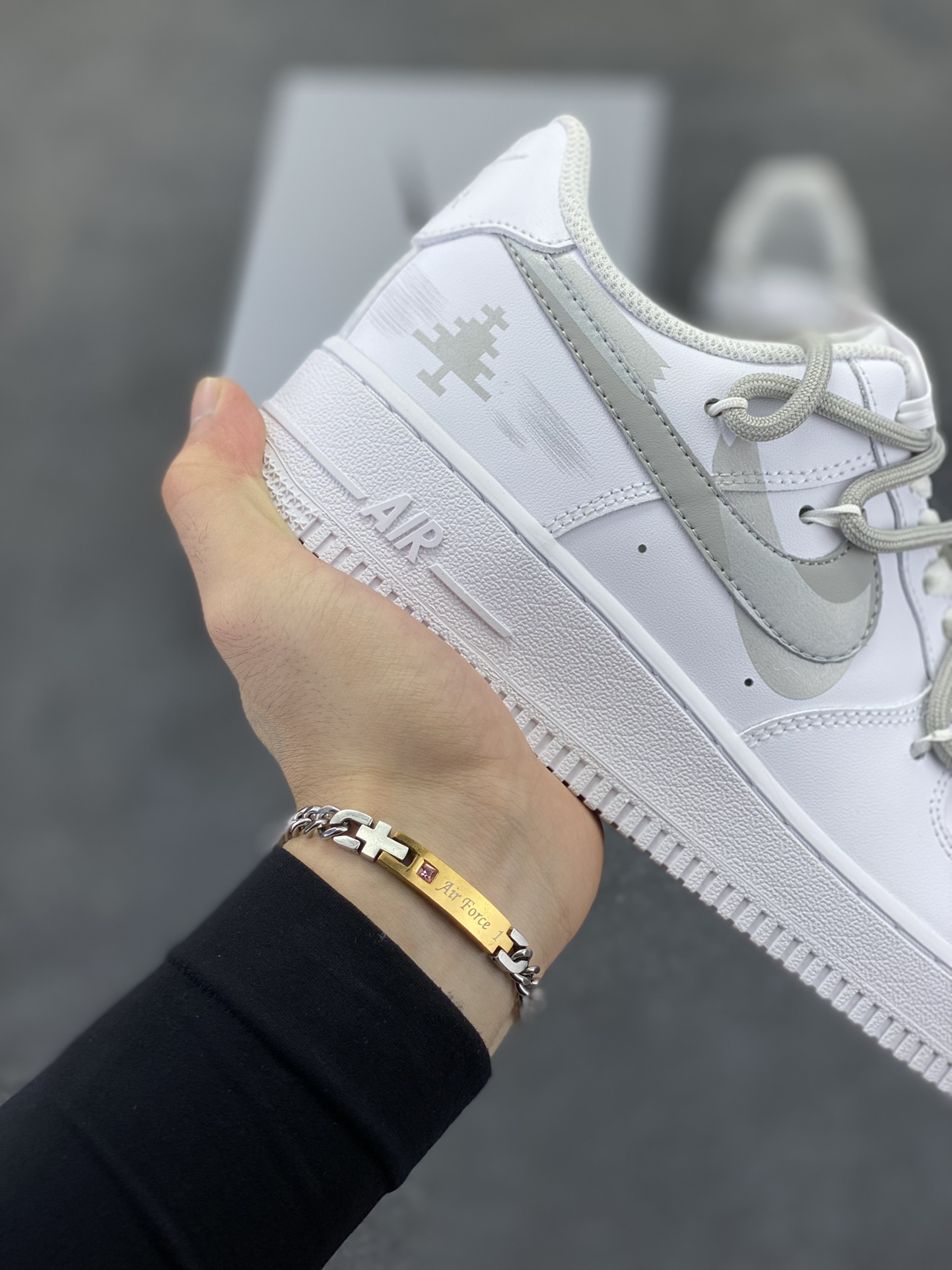 图片[6]-福利特价  Nike Air Force 1 Low’07 喷绘 双勾 空军一号绑带低帮休闲板鞋 定制皮料 原厂3D打印 定制鞋盒 原楦原纸板 纯正空军版型 内置全掌气垫 货号：ZH0316-016 尺码：36 36.5 37.5 38 38.5 39 40 40.5 41 42 42.5 43 44 44.5 45-选品中心
