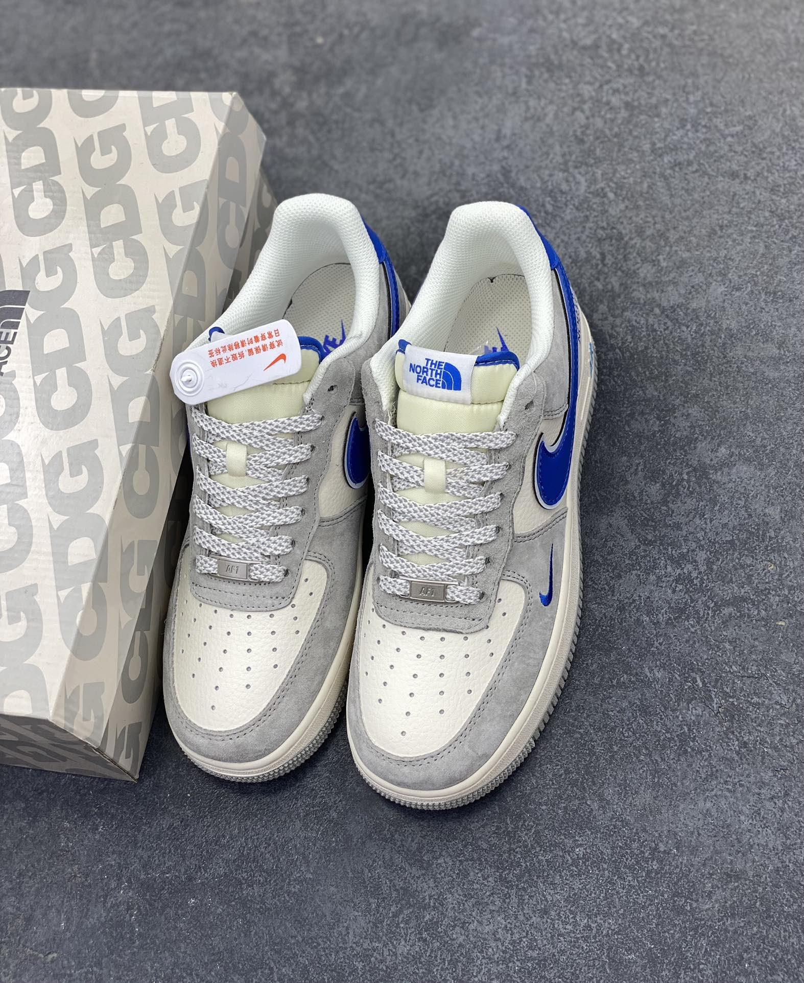 图片[8]-NIke Air Force 1 \’07 Low “北面联名——灰蓝勾”空军一号 低帮 运动鞋 休闲鞋 折边针车 工艺难度大 原楦头原纸板 原装鞋盒 定制五金配件 内置全掌气垫 原厂鞋底 货号：XZ6188-745 尺码：36 36.5 37.5 38 38.5 39 40 40.5 41 42 42.5 43 44 44.5 45-选品中心