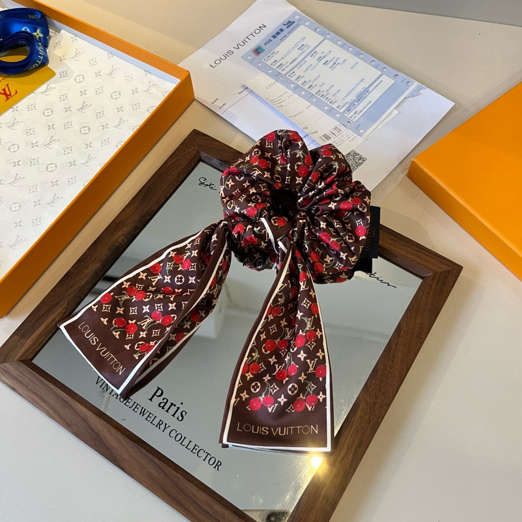 NO:640818,lv Louis Vuitton new hair tie hairpins, hairpins, louis vuitton, louis vuitton, hairpins19860909lv路易威登新款发圈发夹,发夹,louis vuitton,louis vuitton,hairpins,accessory