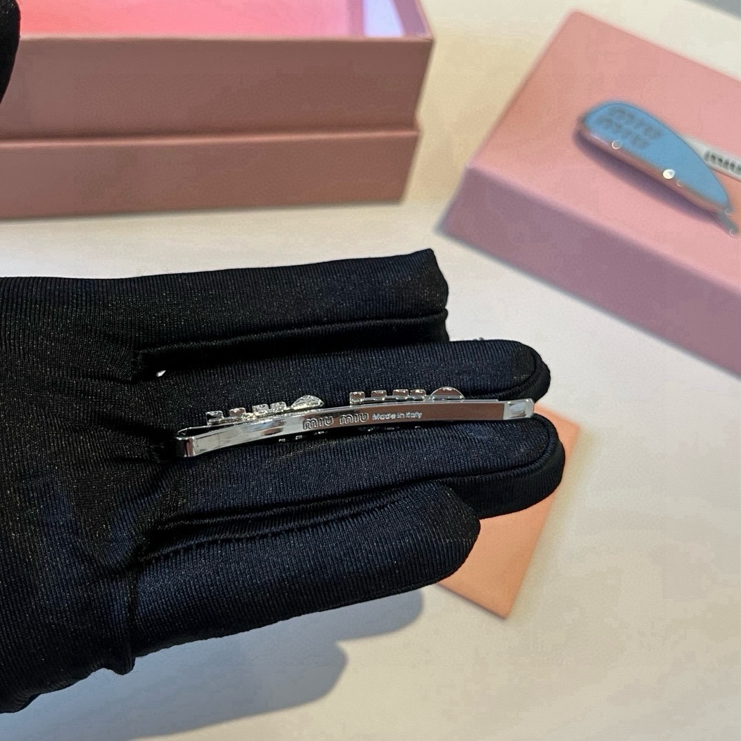 p（单个）miumiu缪缪新款发夹