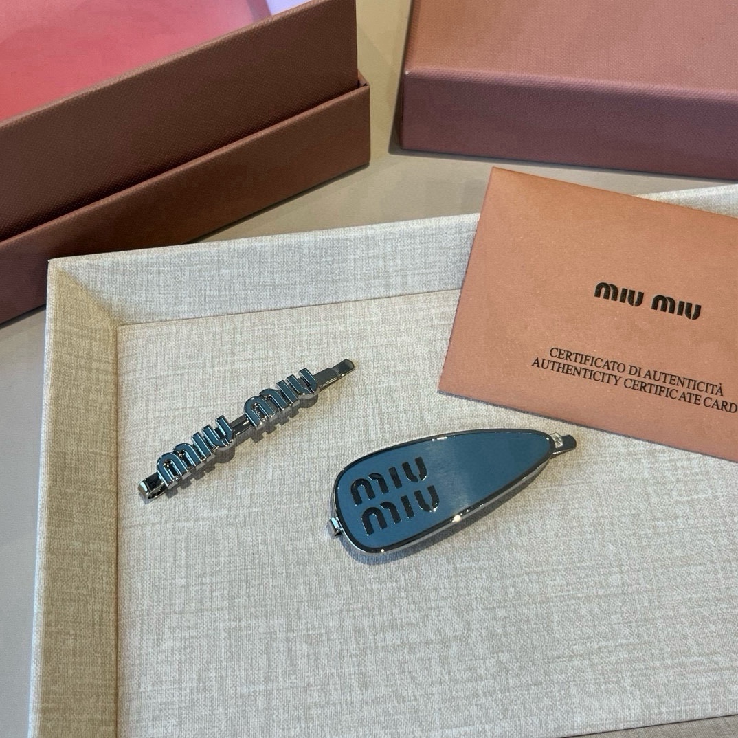 p（单个）miumiu缪缪新款发夹