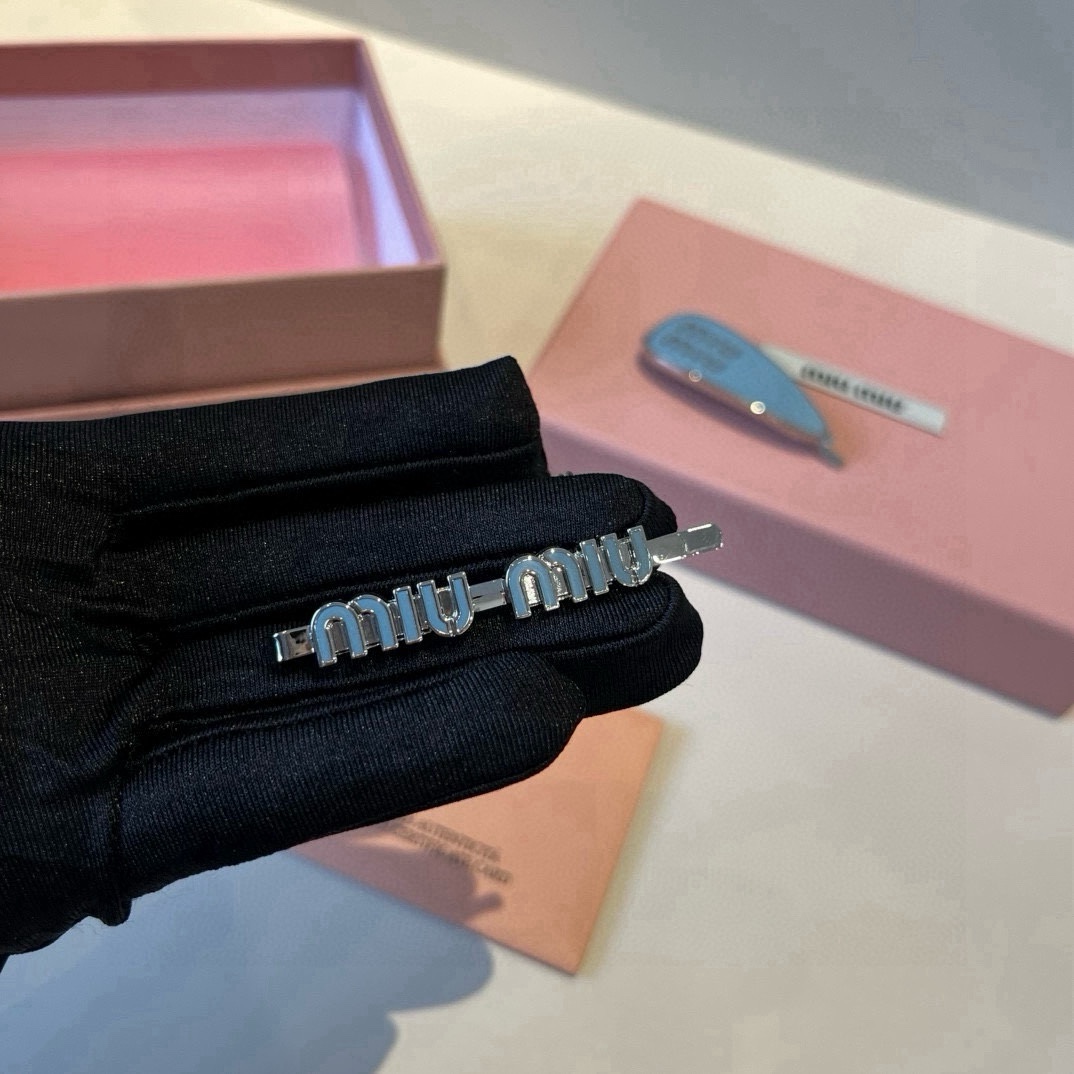 p（单个）miumiu缪缪新款发夹