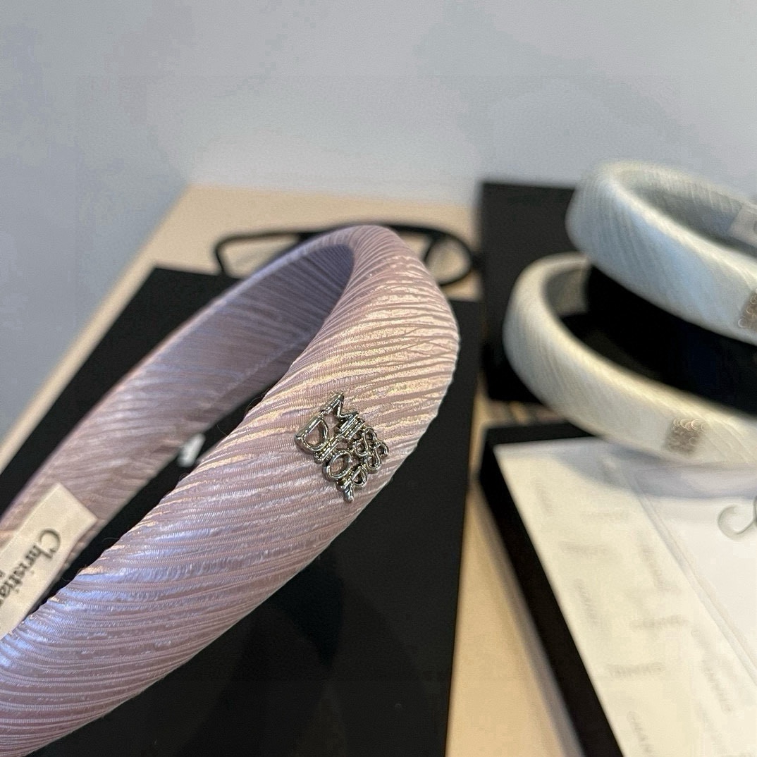 🆕

Dior迪奥新款发箍