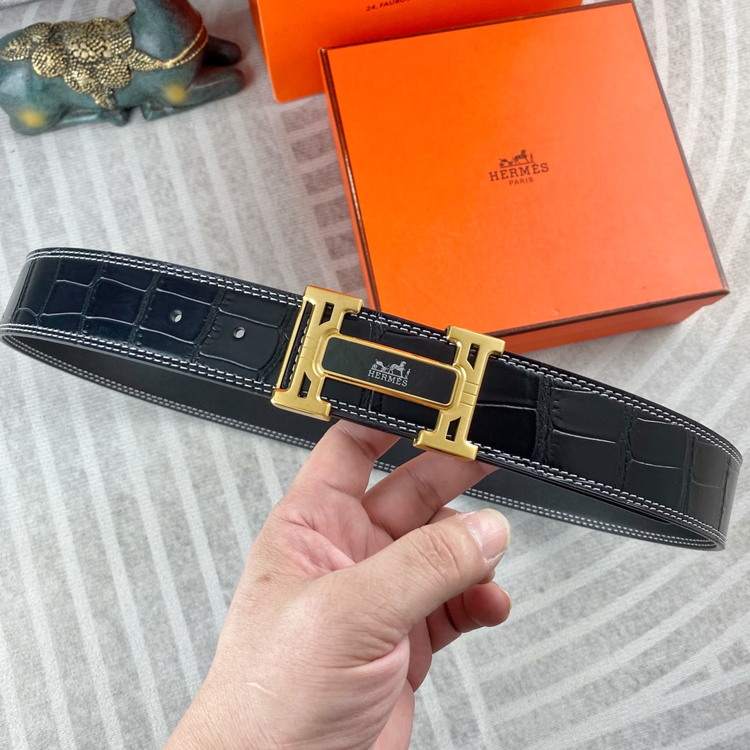 爱马仕💕 特种皮腰带系列 ，原厂五金精品不锈钢扣，手感柔软舒适 宽3.8CM。
