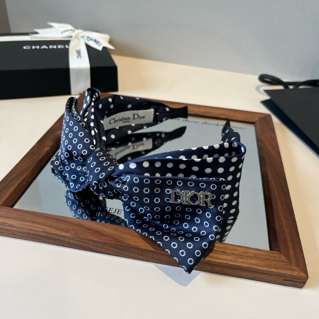 🆕

Dior迪奥新款发箍