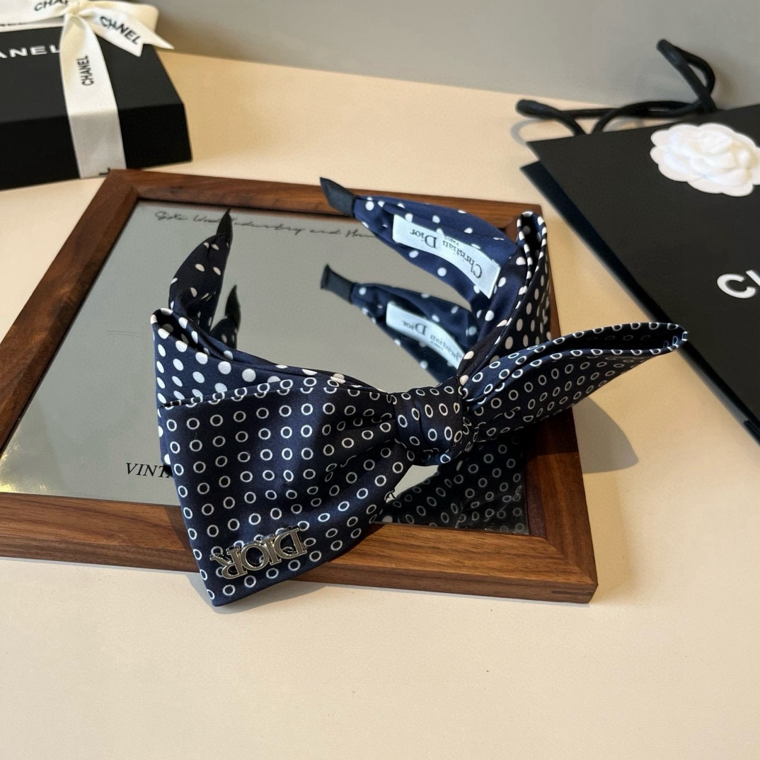 🆕

Dior迪奥新款发箍