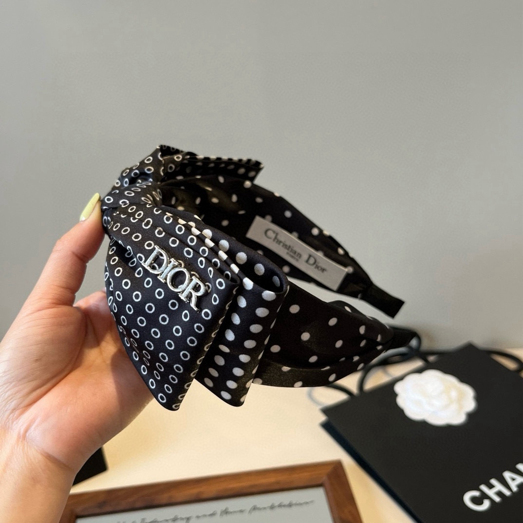 🆕

Dior迪奥新款发箍