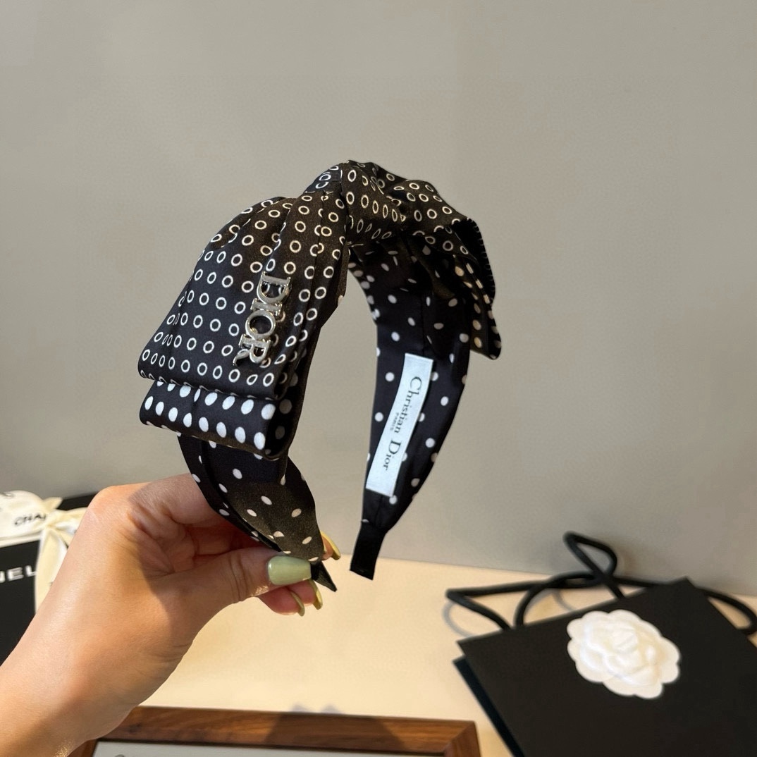 🆕

Dior迪奥新款发箍