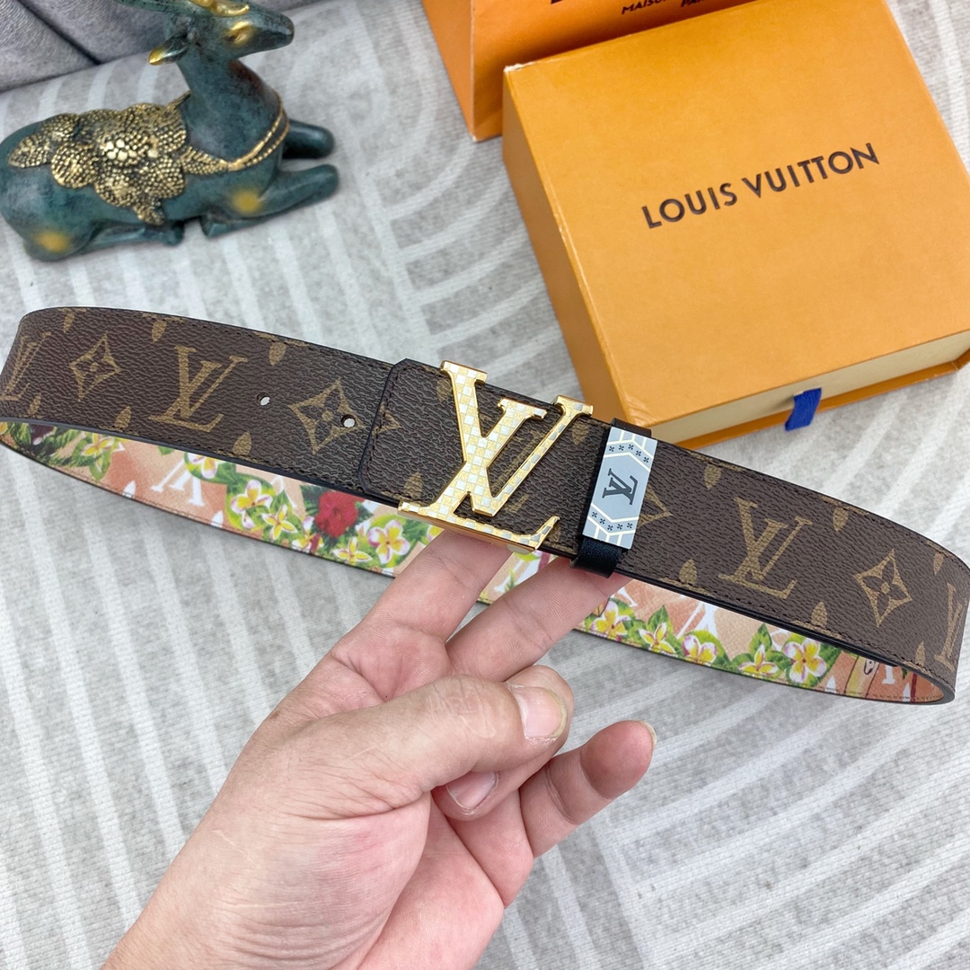 LV💕 特种皮腰带系列 ，原厂五金精品不锈钢扣，手感柔软舒适 宽3.8CM。