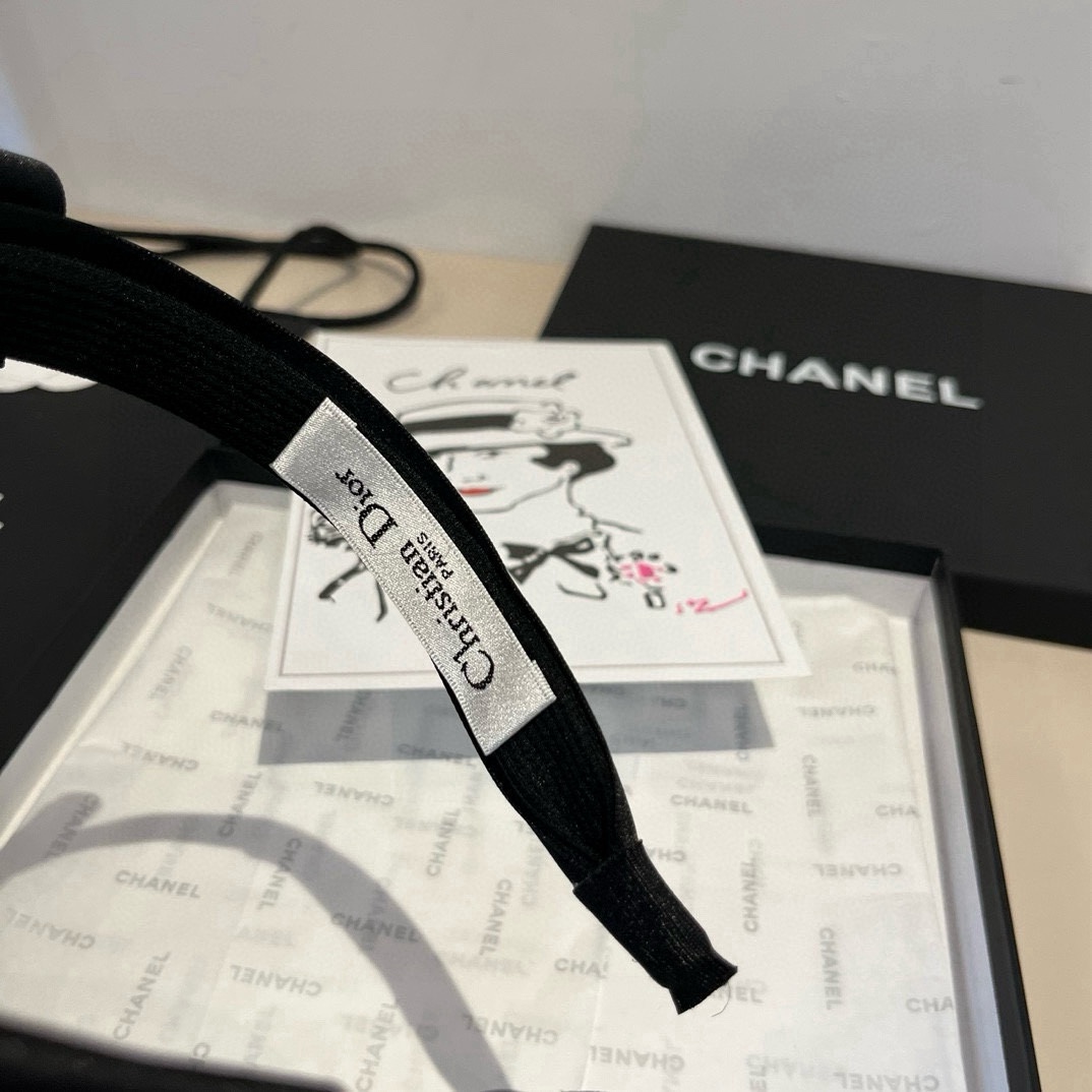 🆕

Dior迪奥新款发箍