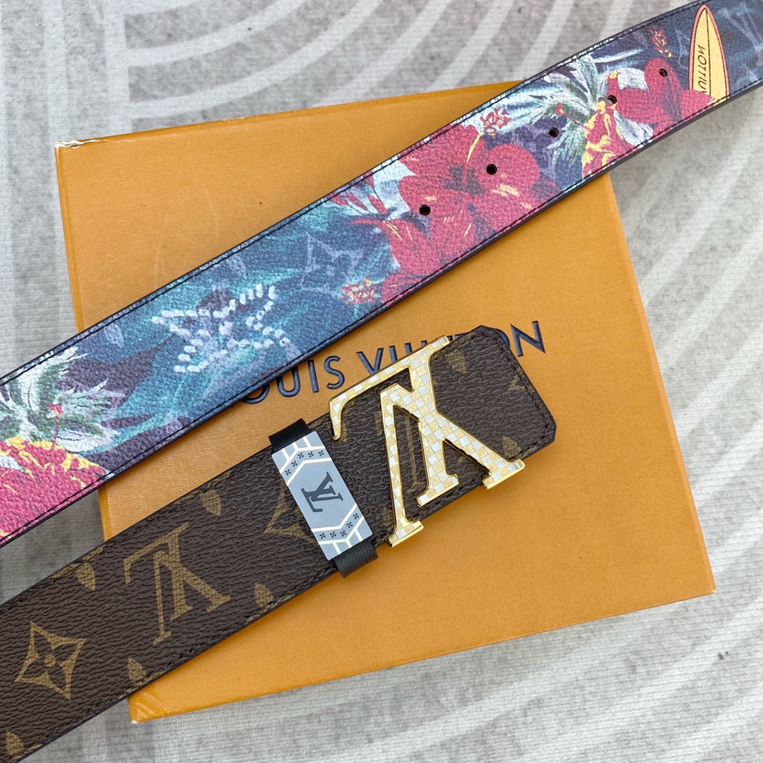 LV💕 特种皮腰带系列 ，原厂五金精品不锈钢扣，手感柔软舒适 宽3.8CM。