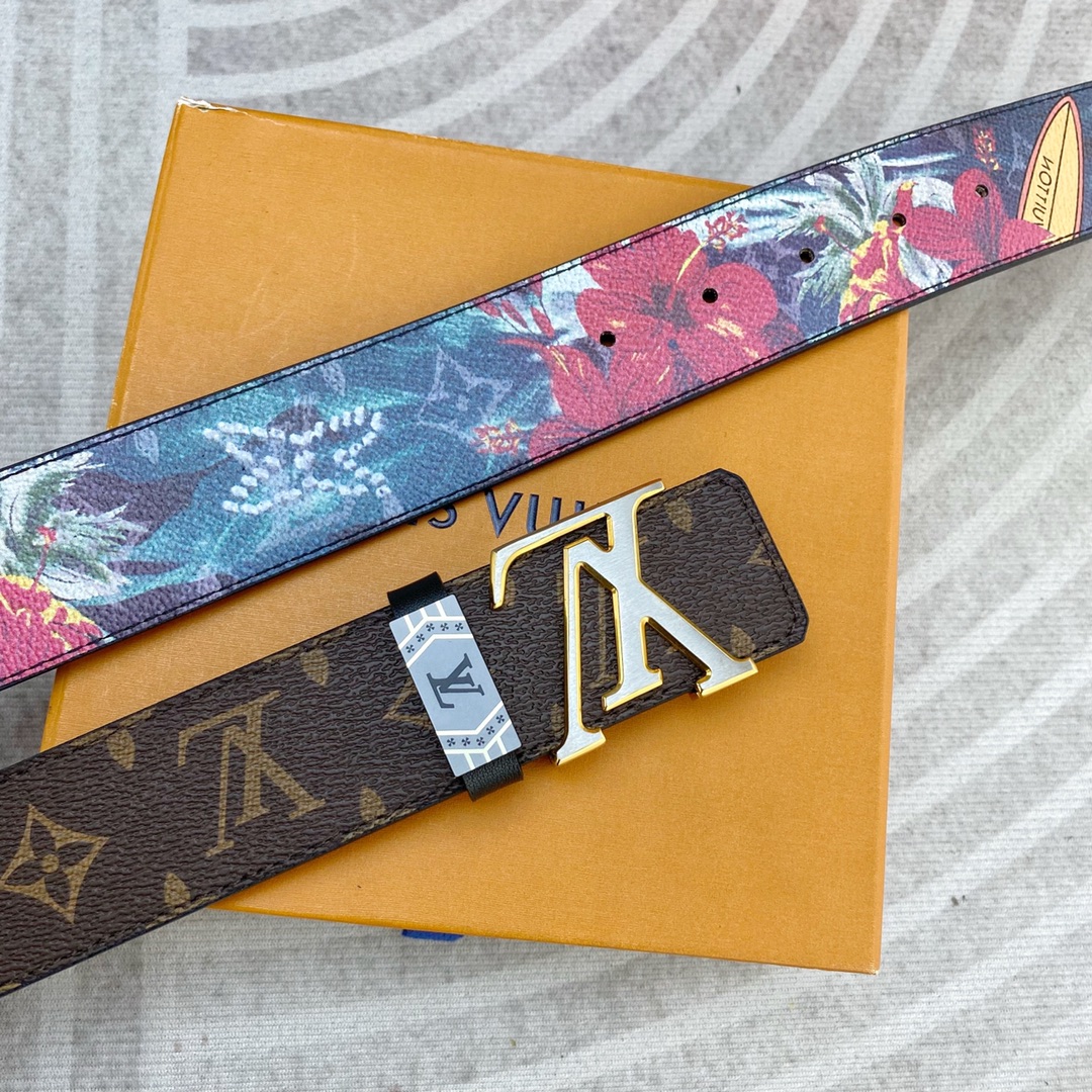 LV💕 特种皮腰带系列 ，原厂五金精品不锈钢扣，手感柔软舒适 宽3.8CM。