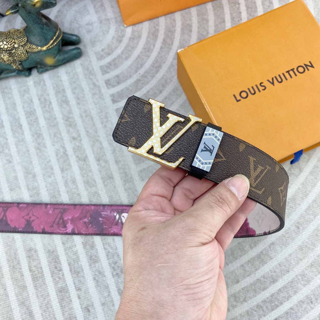 LV💕 特种皮腰带系列 ，原厂五金精品不锈钢扣，手感柔软舒适 宽3.8CM。