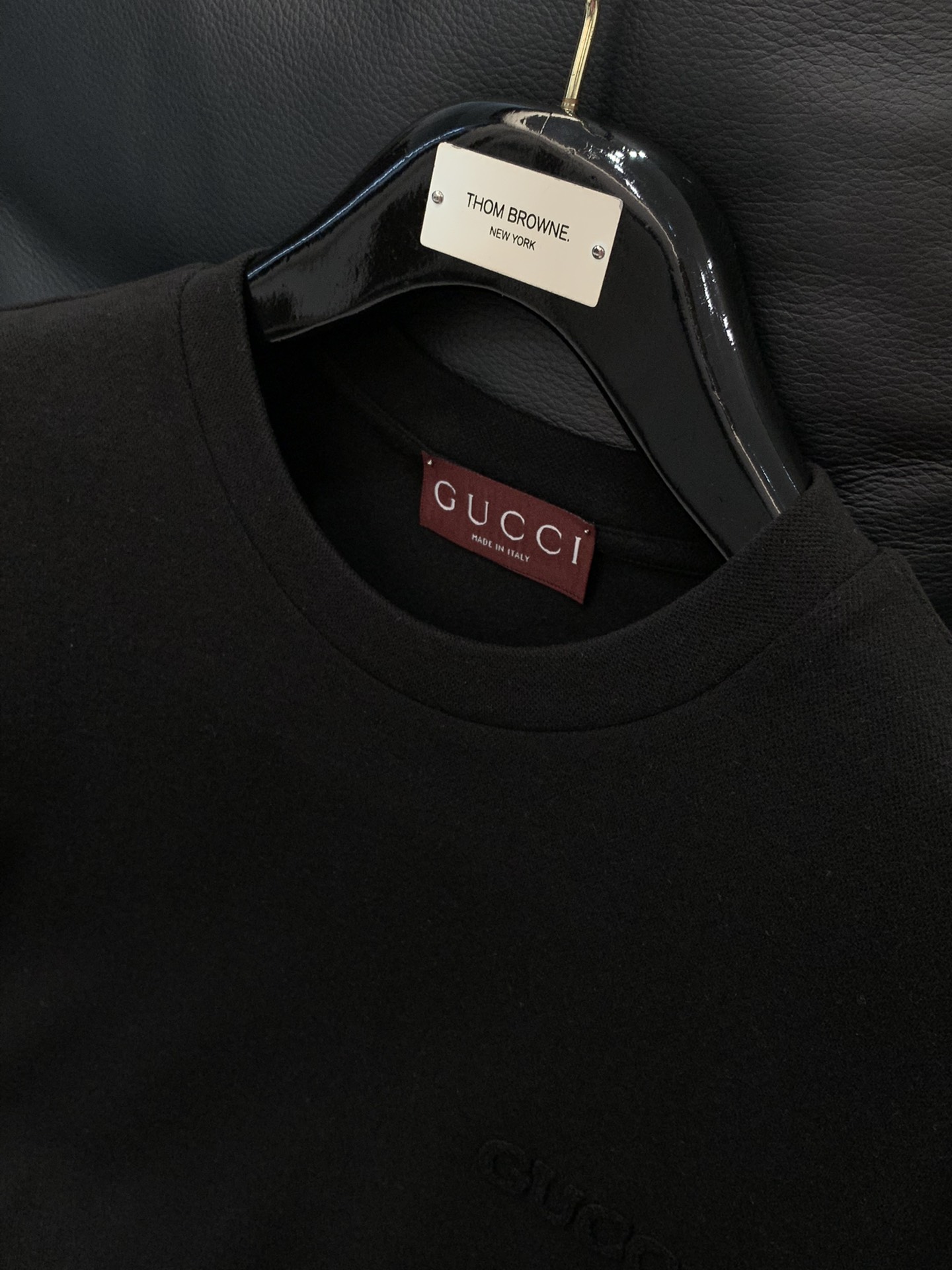 ，Gucci 古驰，2025秋季最新款，专柜同步有售，原单狠货，时尚休闲圆领长袖T恤，上身很有特点！吸睛