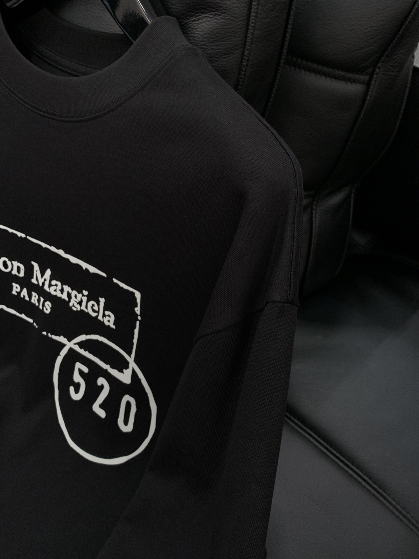 ，Maison Margiela马吉拉，2025早秋最新品，专柜同步有售，原单狠货，时尚休闲圆领长袖T恤