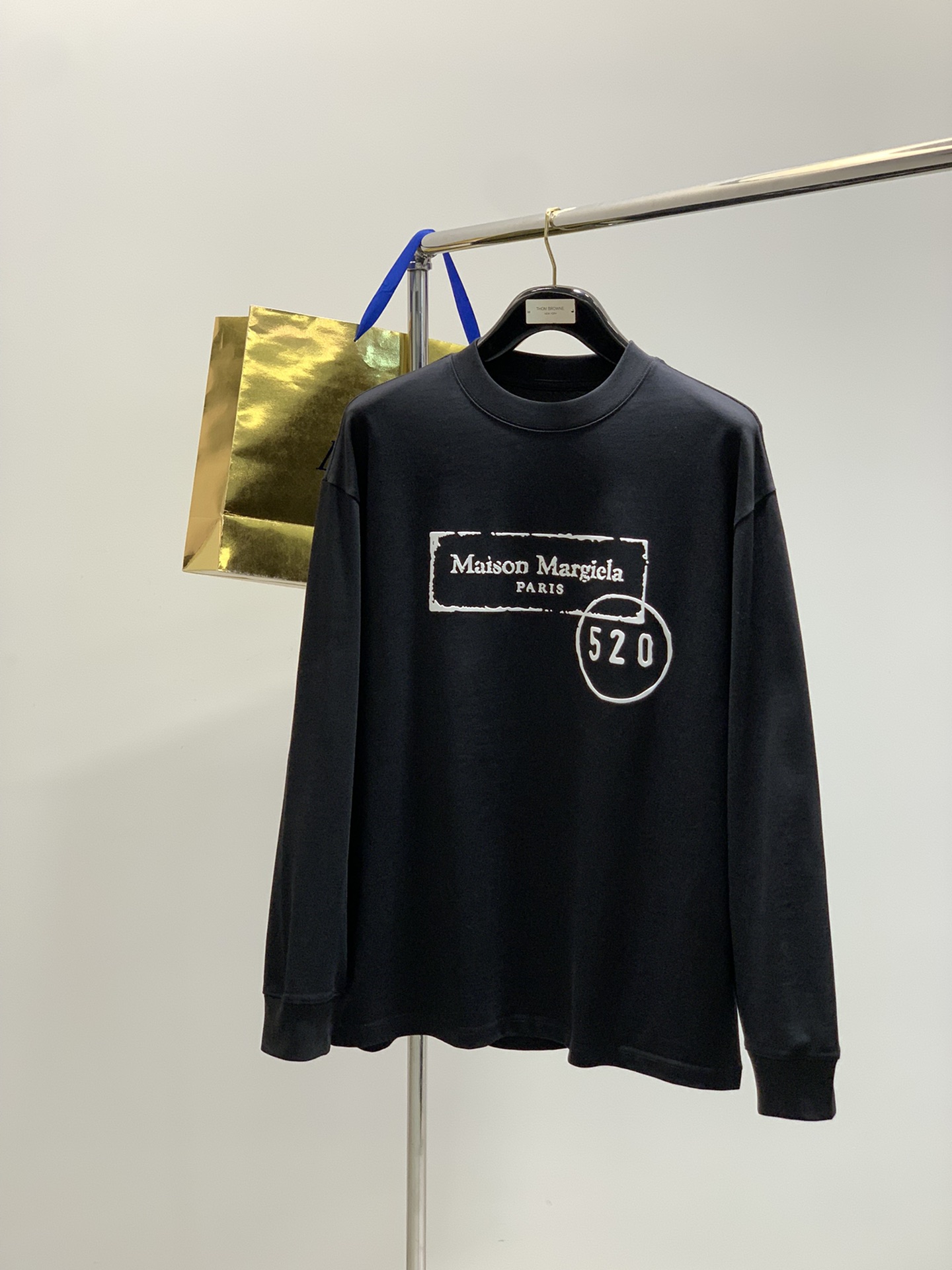 ，Maison Margiela马吉拉，2025早秋最新品，专柜同步有售，原单狠货，时尚休闲圆领长袖T恤