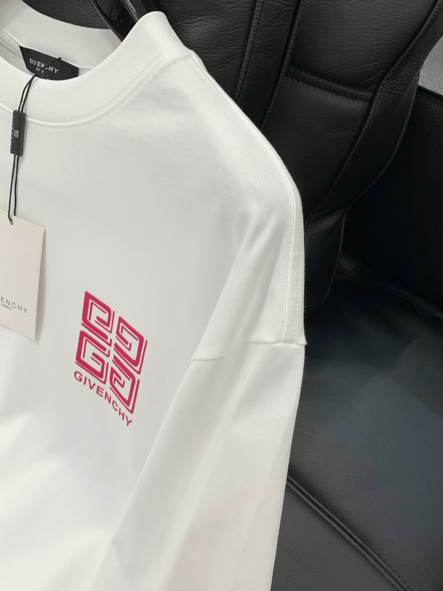 ，Givenchy 纪梵希，2025秋季最新品，专柜同步有售，原单狠货，时尚休闲圆领长袖T恤，进口原版面